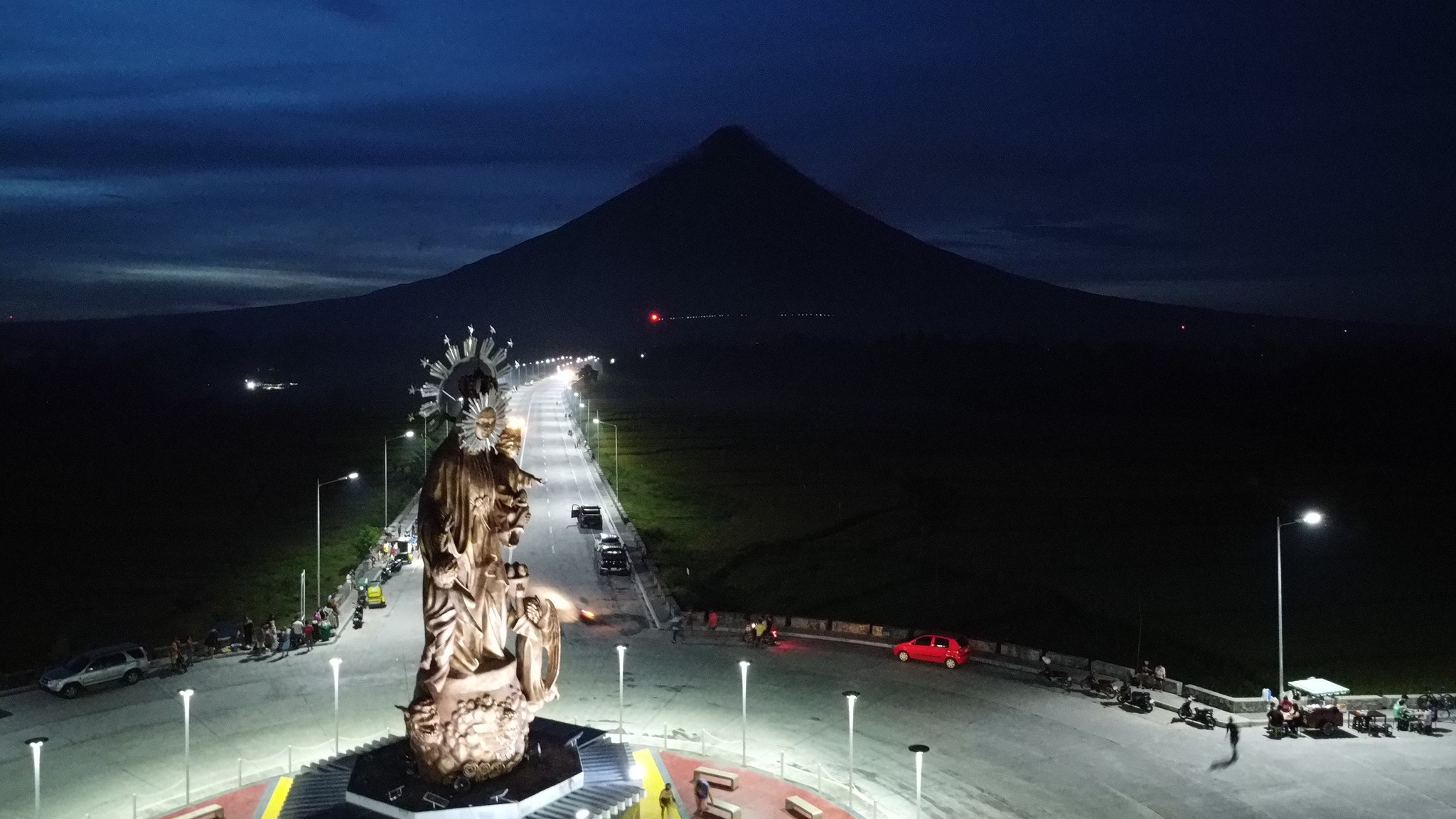 Nuestra Señora de Salvacion Monument | Photo by Dolf Ogsila